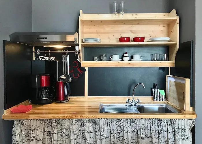 Eleana הרסוניסוס