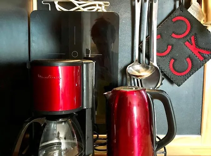 Eleana הרסוניסוס